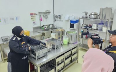 RISDA, JAKIM Galakkan Usahawan Halal Malaysia Mengembangkan Perniagaan