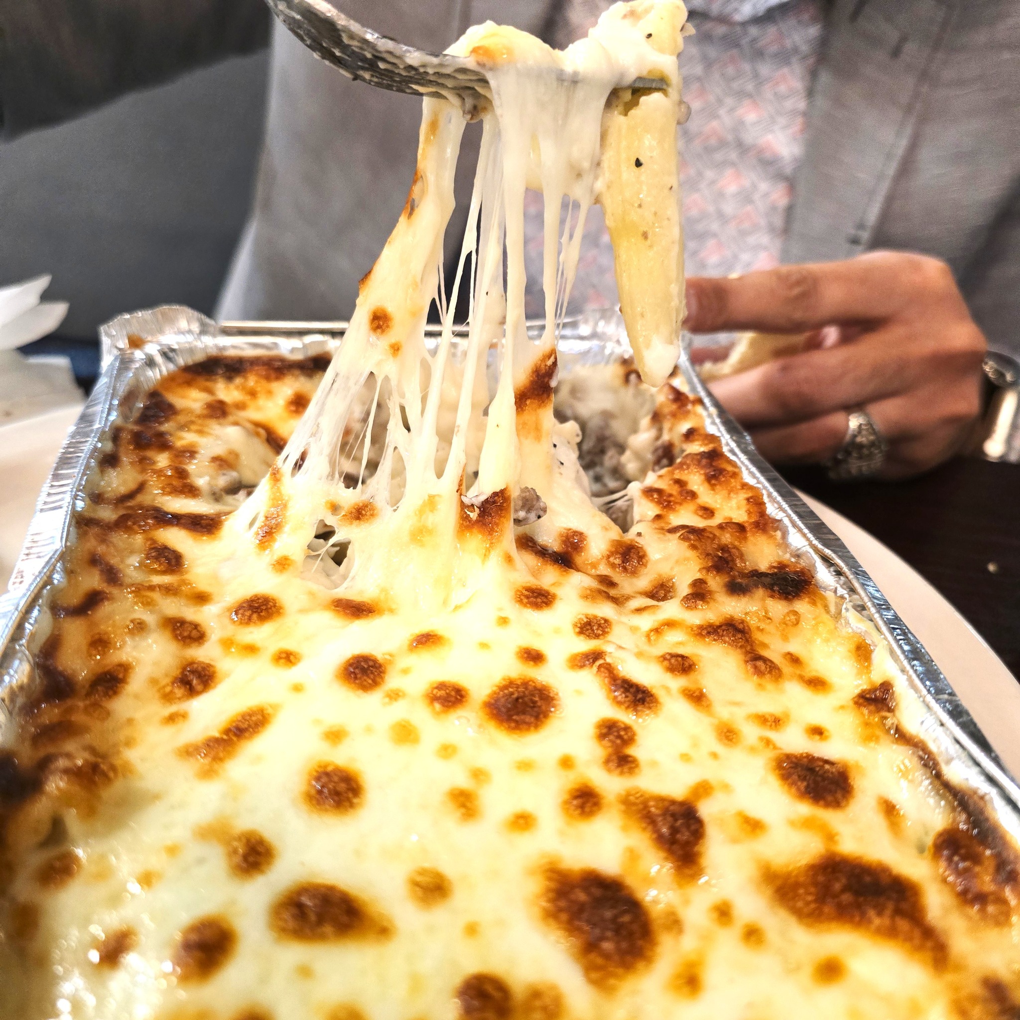 Ever heard of Macaroni Béchamel? 👀🇪🇬 Layers of pasta, perfectly seasoned…