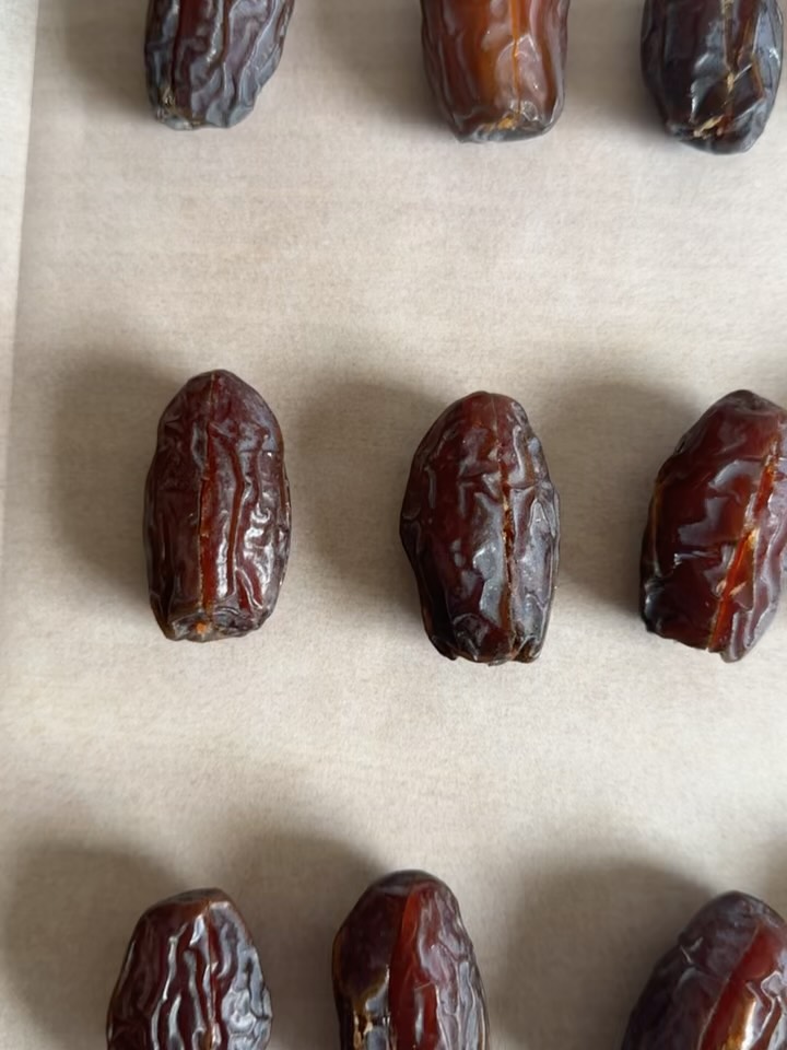 Dates with a decadent twist 🤤!! Rich, creamy and indulgent 😋!! #dates…