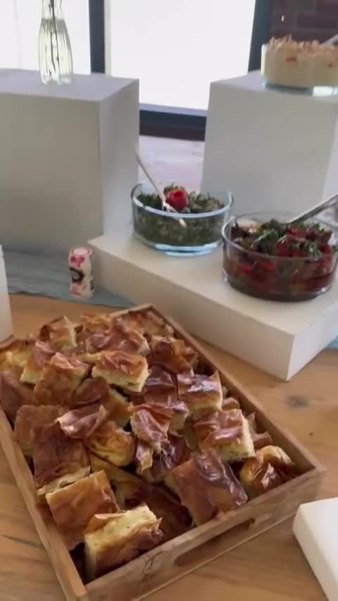 Verjaardags hapjes#foodamsterdam #bestellen #foodporn #halalfood #hapjes