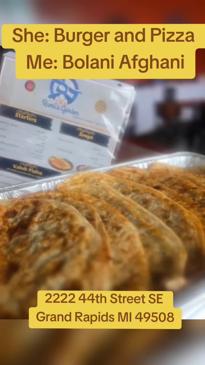 #Bolani #AfghanFood #HalalFoodie Crispy. Flavor‑packed. Handmade the authentic…